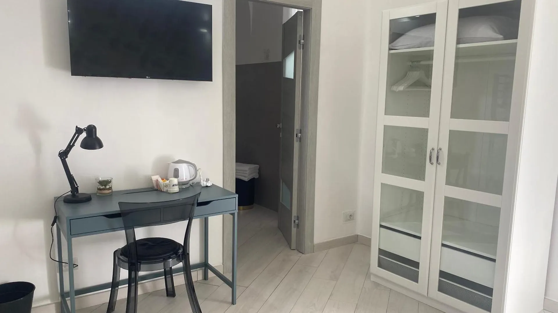 Ludben Dante Hotel Naples 0*,