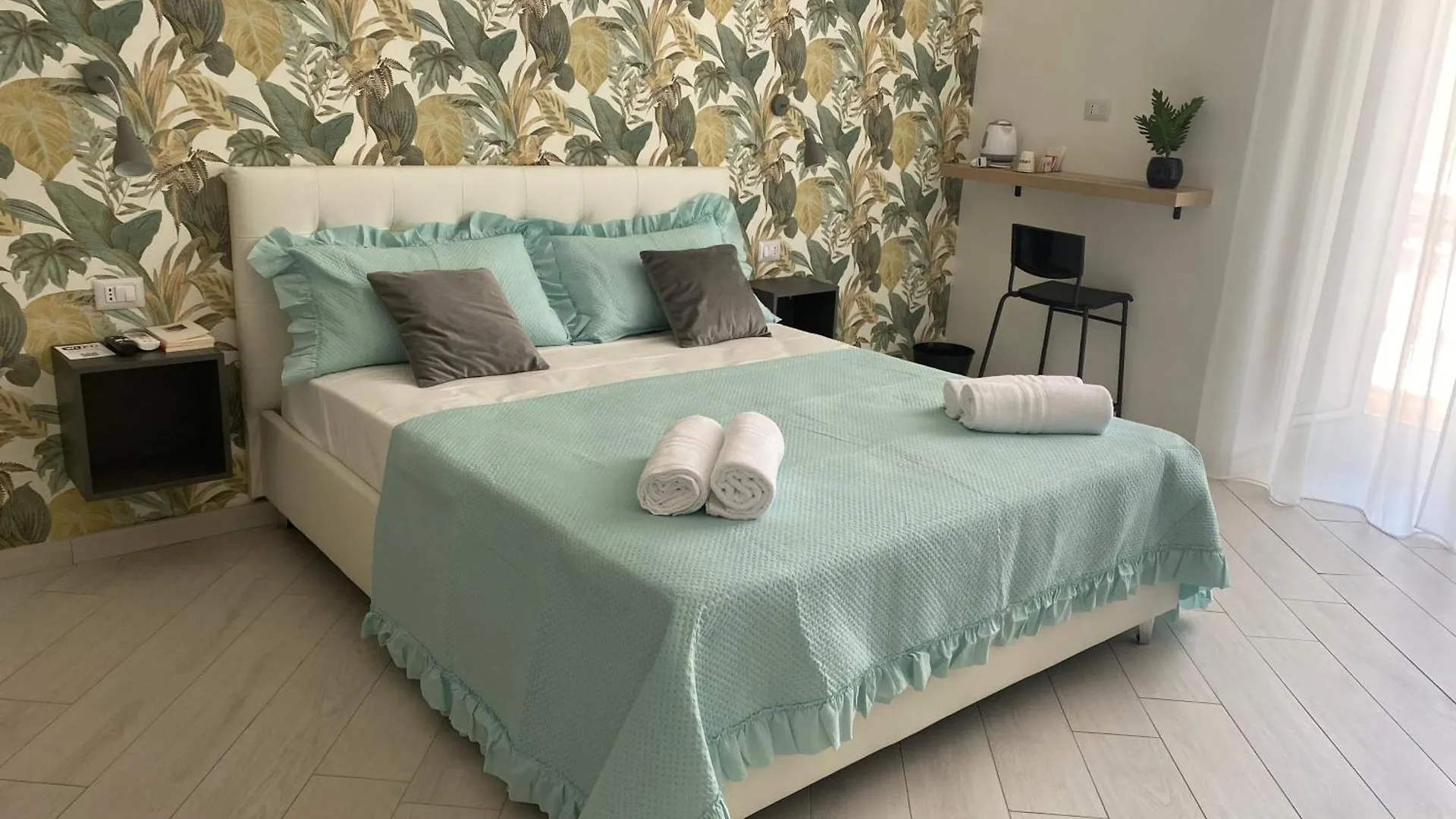 Ludben Dante Hotel Naples 0*,  Italy