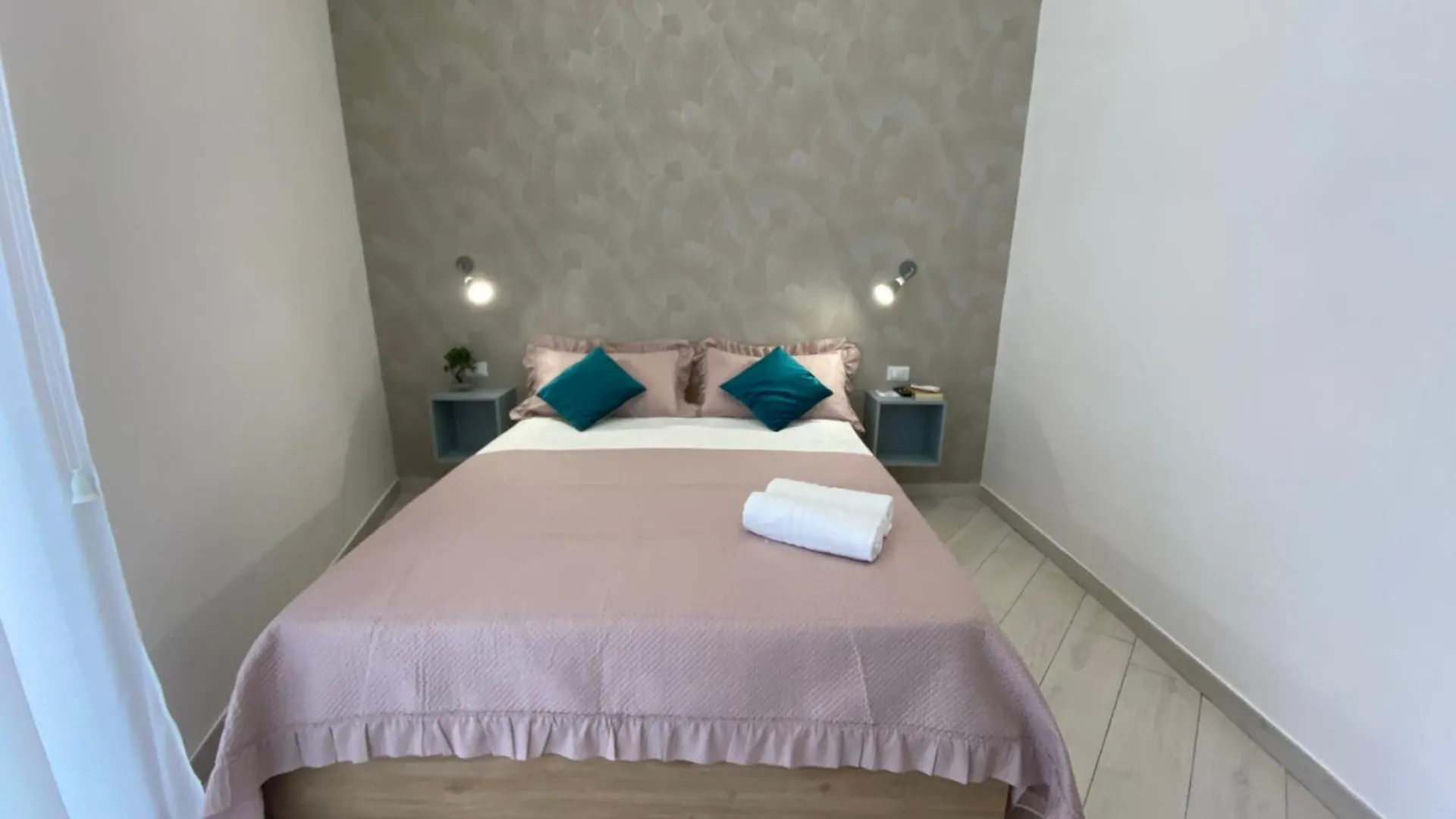 Ludben Dante Hotel Naples Guest house