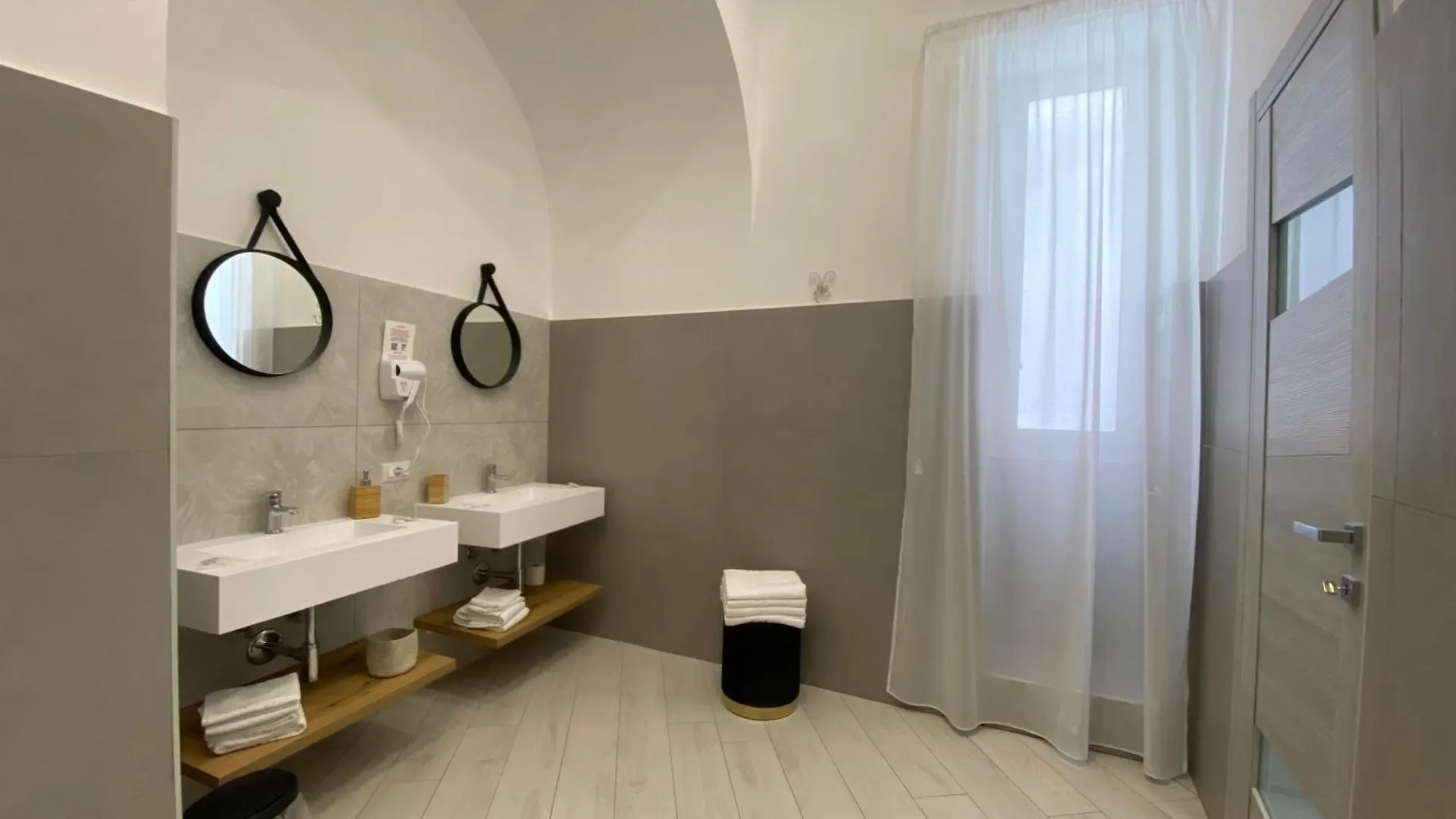 Hotel Ludben Dante Neapol