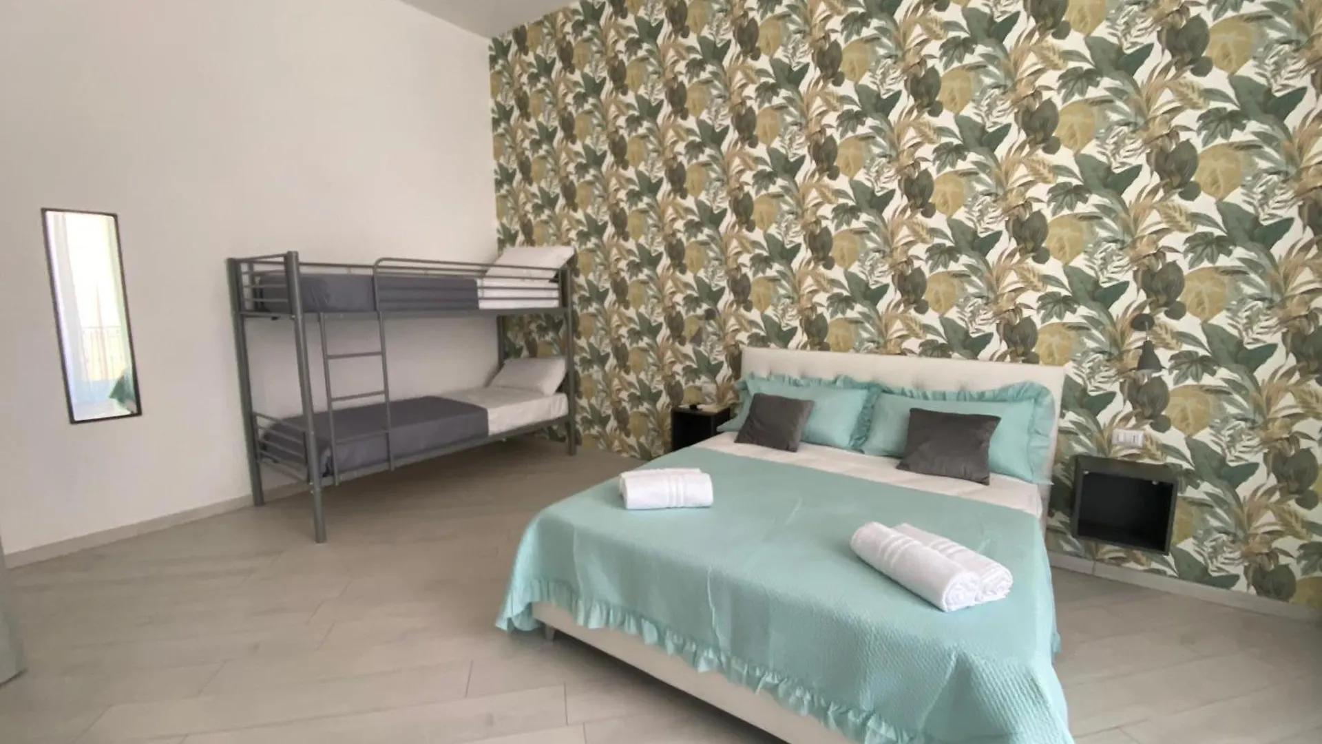Hotel Ludben Dante Neapol 0*,  Itálie